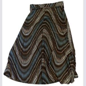 Metro Wear Multi color Maxi skirt size Medium